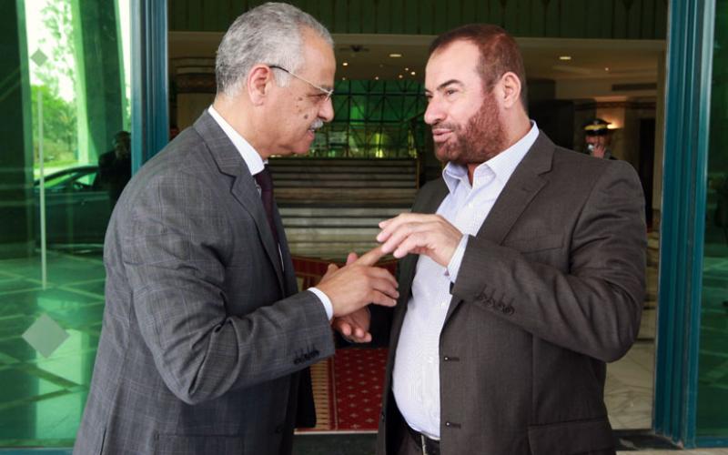 صور:مشعل وهنية يزوران المخابرات المصرية