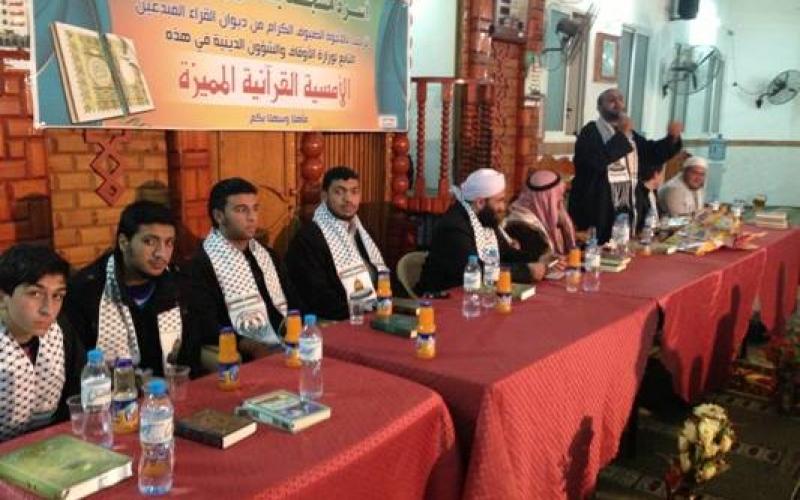 بالصور: أمسية قرآنية في مسجد بلال بدير البلح