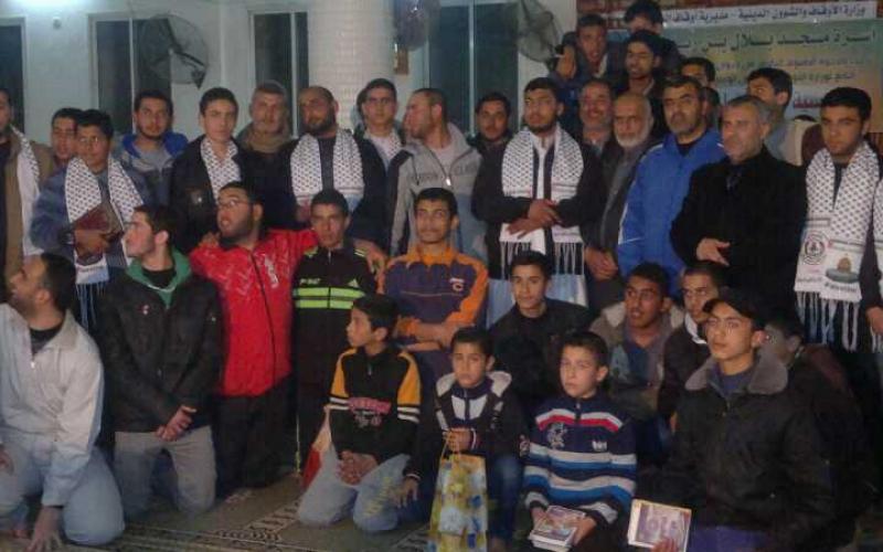 بالصور: أمسية قرآنية في مسجد بلال بدير البلح