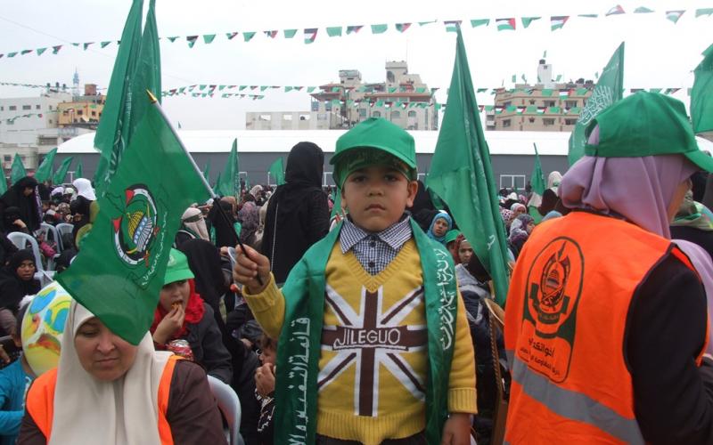 صور: أطفال يشاركون في مهرجان "حماس"