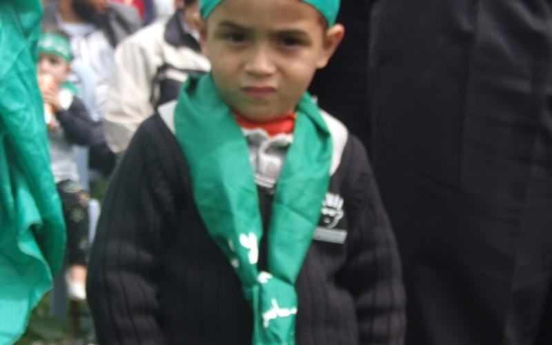 صور: أطفال يشاركون في مهرجان "حماس"