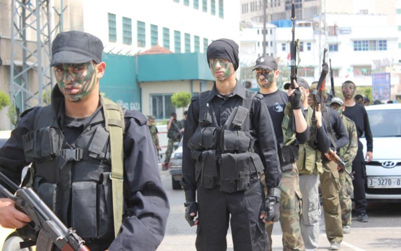 صور: مسير عسكري لطلاب الفتوة بغزة
