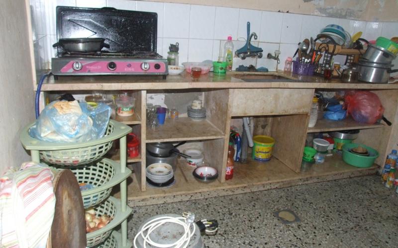 بالصور:9 أشخاص أذاقهم الطلاق ضنك العيش