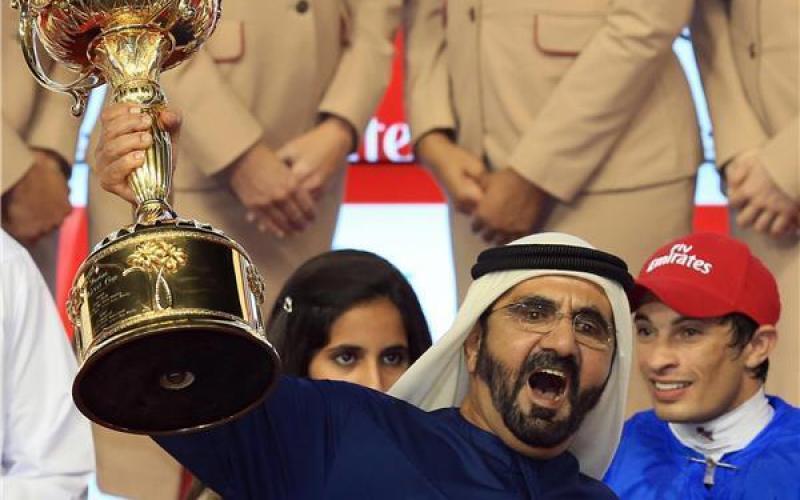 صور: حاكم دبي يحتفل بفوز أحد خيوله
