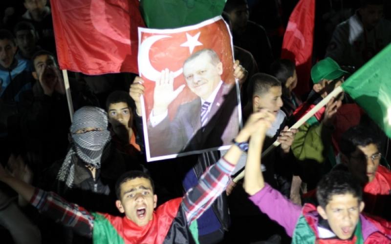 صور: مسيرة بجباليا ابتهاجاً بفوز أردوغان