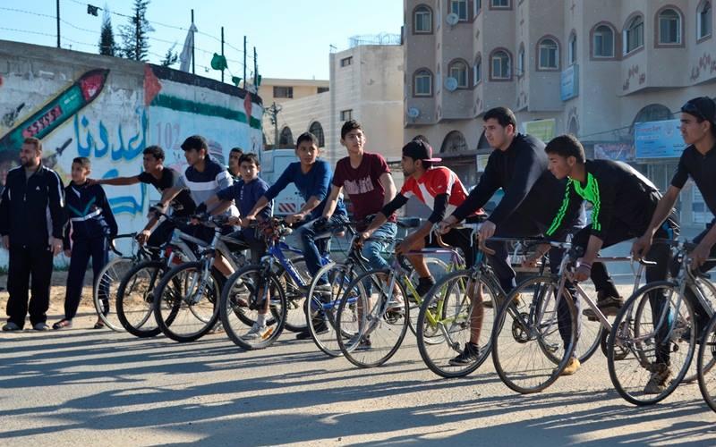 الملتقى التربوي ينظم سباقاً للدراجات الهوائية