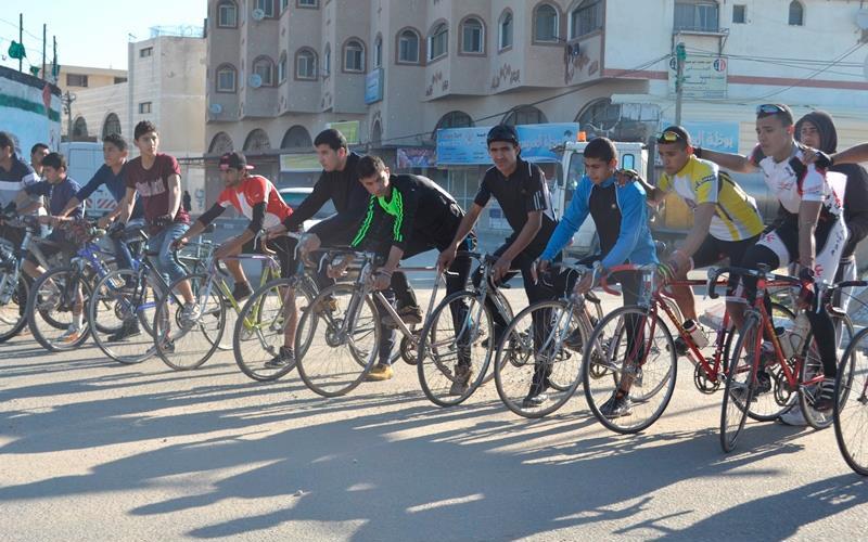 الملتقى التربوي ينظم سباقاً للدراجات الهوائية