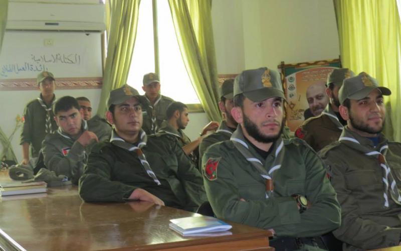 بالصور: كشافة البريج تنظيم مسيراً كشفياً