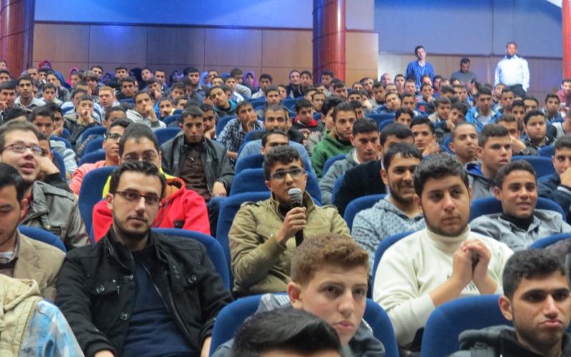 بالصور: "Tech Day" يومًا تكنولوجيًا بغزة لتبادل الخبرات