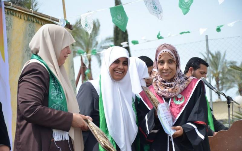 صور: تكريم المتفوقين بجامعة القدس المفتوحة