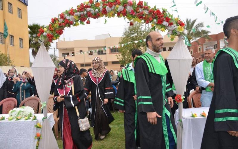 صور: تكريم المتفوقين بجامعة القدس المفتوحة