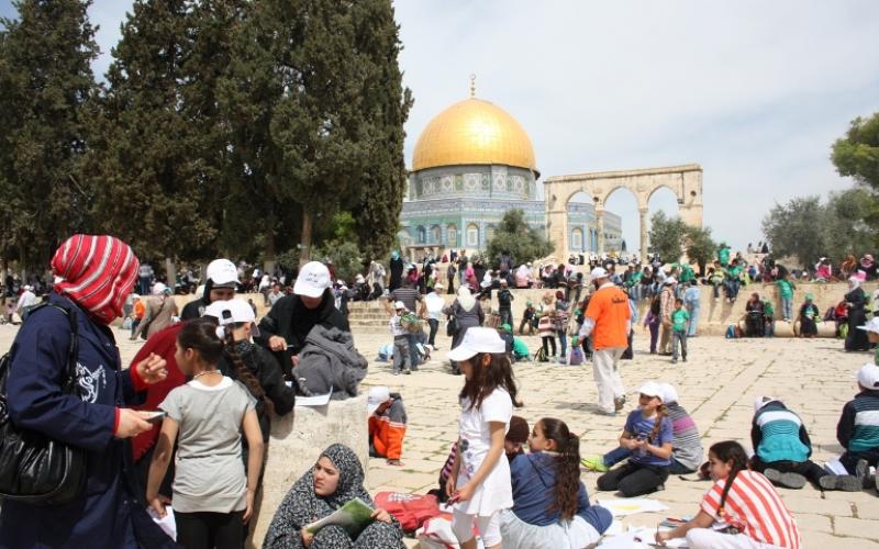 بالصور.. أطفال فلسطين يجددون البيعة والحُب للأقصى