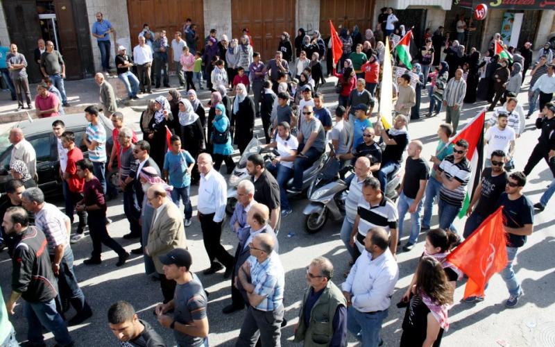 بالصور والفيديو: الآلاف يستقبلون الشهيد أبو حمدية في "أبو ديس"