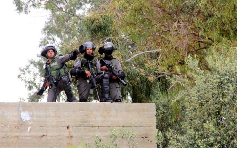 بالصور: الاحتلال يعتدي على أطفال النبي صالح