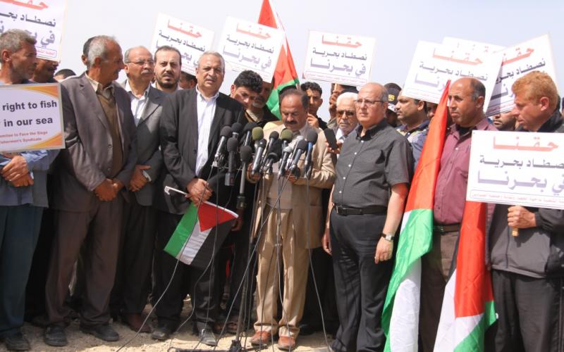 صور: "حقنا نصطاد بحرية في بحرنا"