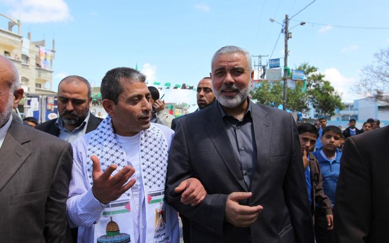 صور: هنية يزور المحرر بارود