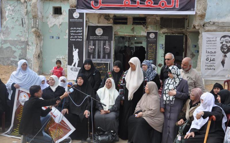 صور: محررات يروين فصول مأساة الأسر