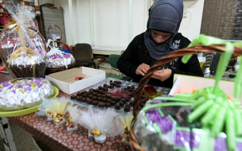 صور: شوكولاته "محلية" تنافس "العالمية"