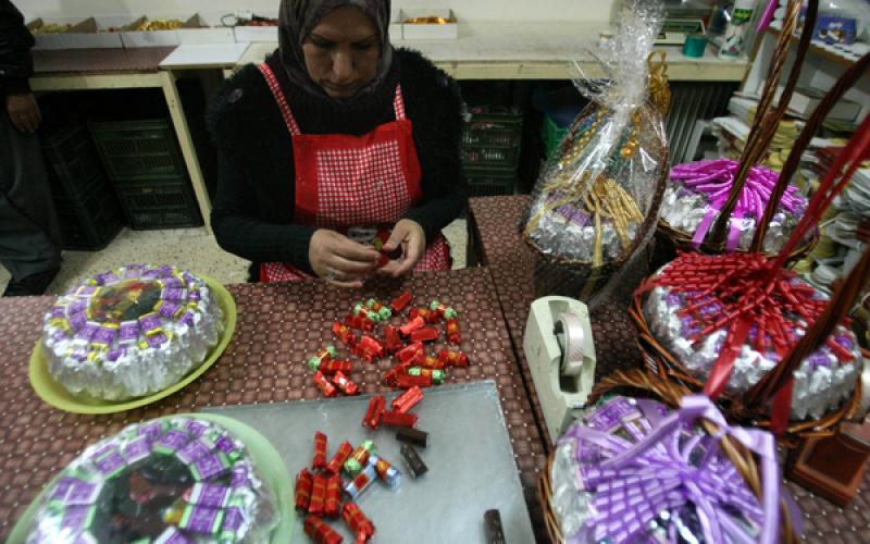 صور: شوكولاته "محلية" تنافس "العالمية"