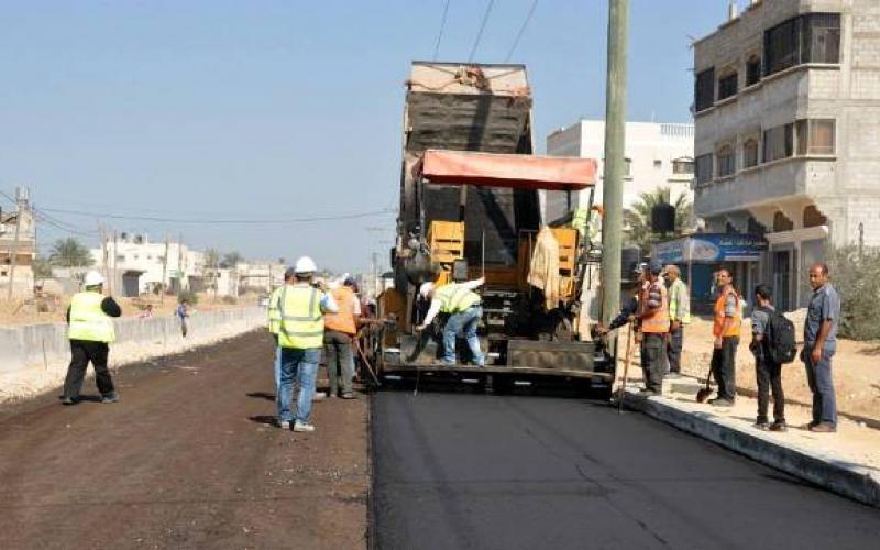 صور: سير العمل في شارع صلاح الدين