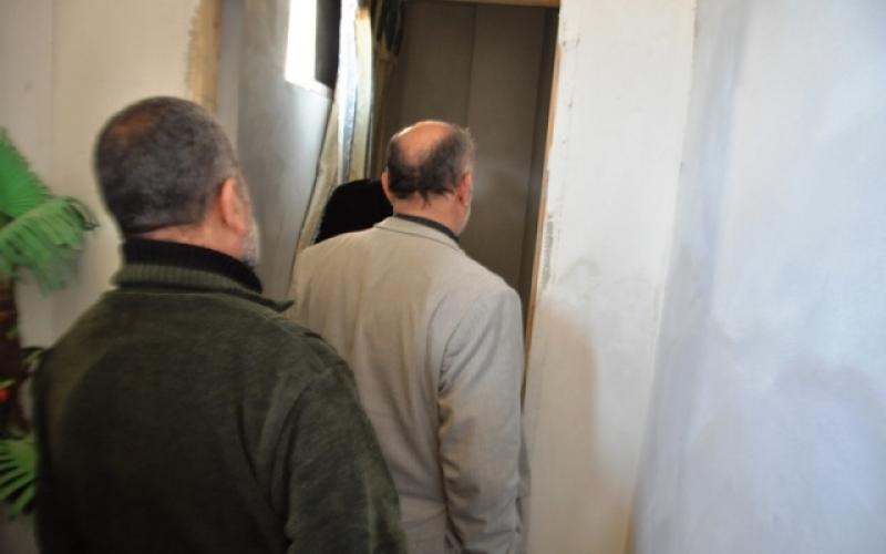 صور: حماس تسلّم 11 منزلاً بعد ترميمها برفح