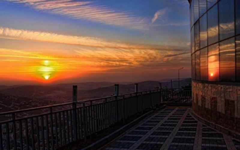 بالصور: نابلس تترقب افتتاح منتجع على قمة جبلها