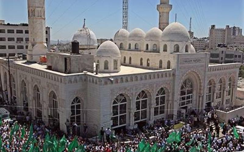 صور: جماهير غفيرة تشيع جثماني "عوض الله"