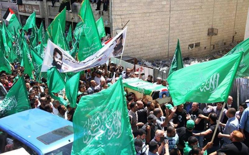 صور: جماهير غفيرة تشيع جثماني "عوض الله"