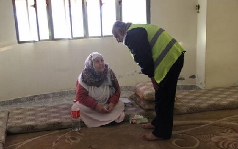 بالصور: حماس تنظم حملة "انتماء وعطاء" بدير البلح