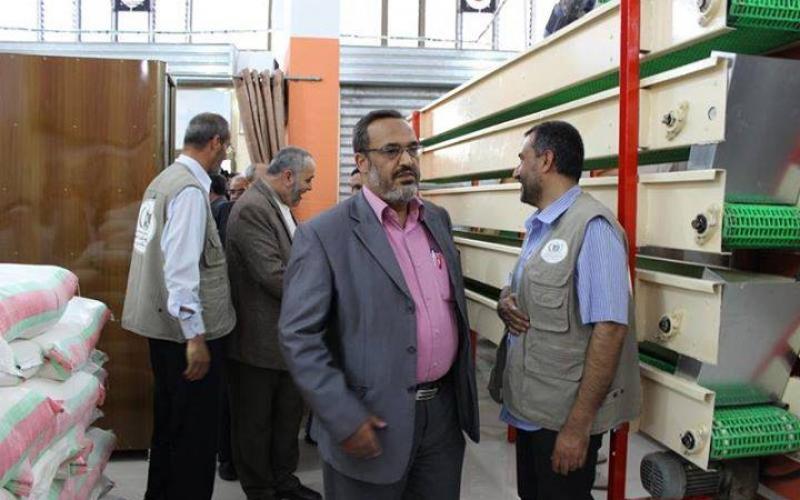 بالصور: "زكاة النصيرات" تفتتح مخبزاً آليا للفقراء