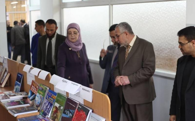 بالصور: "الأقصى"تفتتح معرض الكتاب الـ11