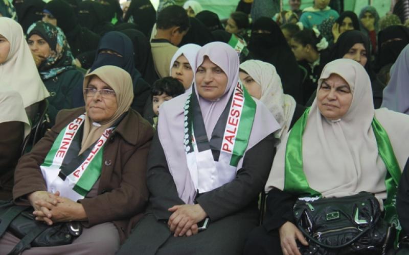 بالصور: الحركة النسائية تنظم مهرجاناً بيوم الأسير برفح