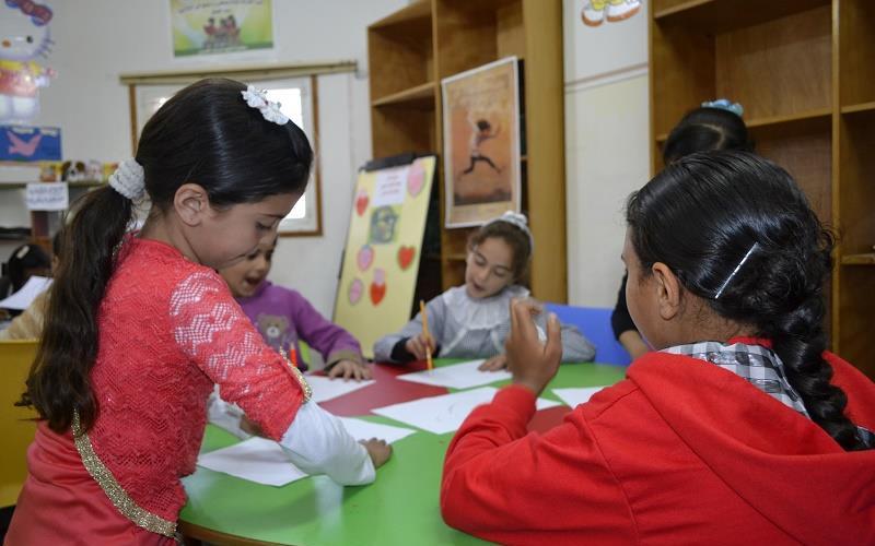 بالصور: "الملتقى" ينظم أنشطة ثقافية للأطفال