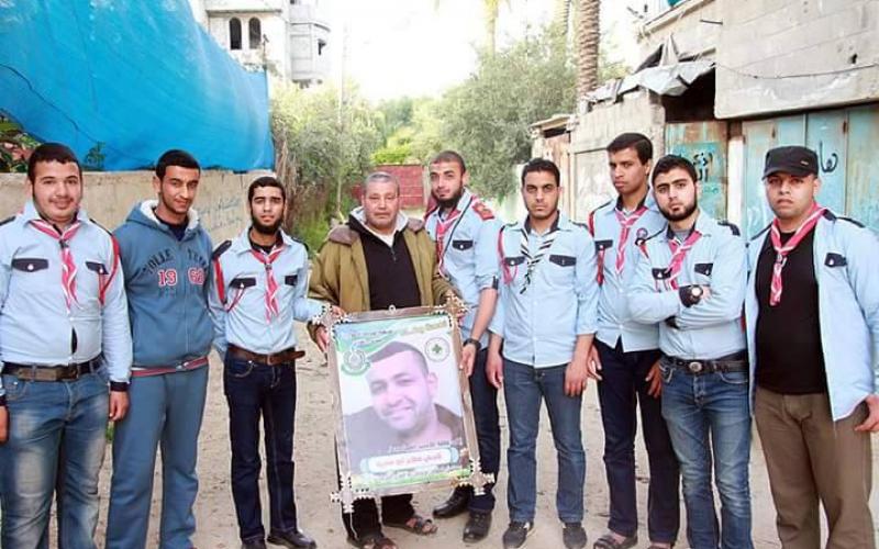 صور: كشافة المغازي تكرم عوائل الأسرى