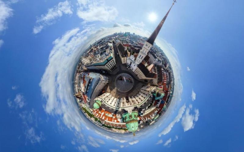 صور: مدن أم كواكب صغيرة؟