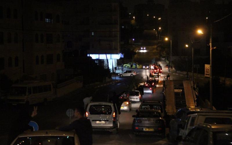 صور: مسيرة برام الله للاحتفال بفوز الكتلة