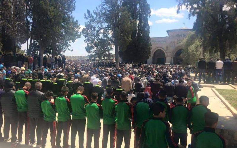 صور: صلاة الجمعة في الأقصى