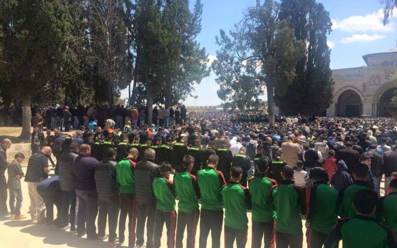 صور: صلاة الجمعة في الأقصى