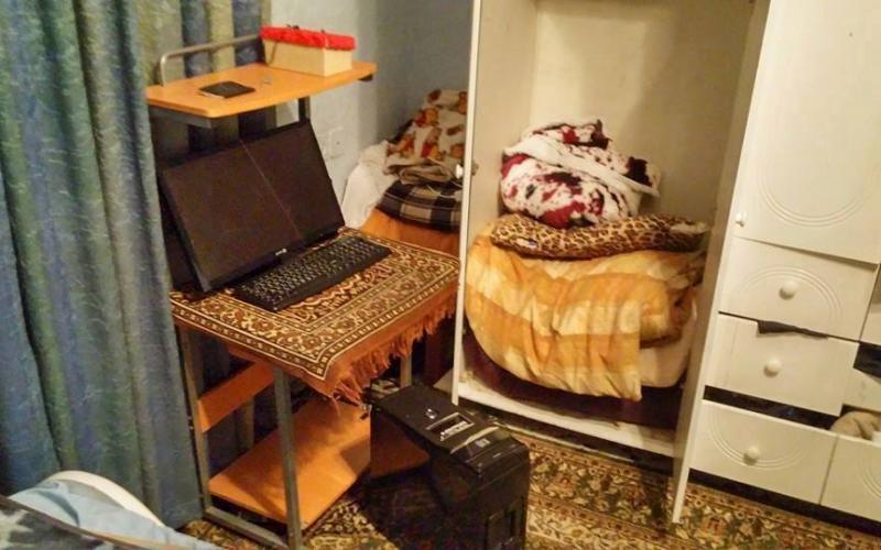 صور: الاحتلال يداهم منزل الشهيد أبو غنام