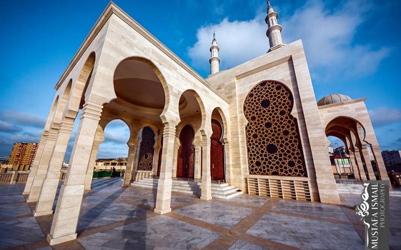 صور: مسجد الخالدي على شاطئ بحر غزة