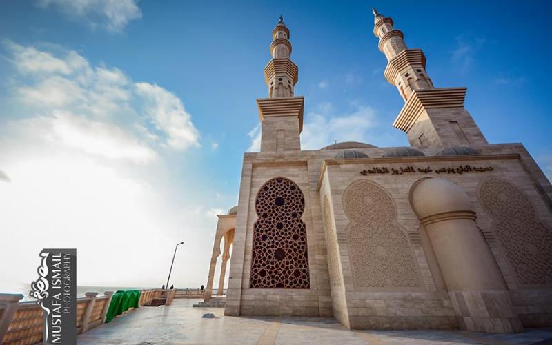صور: مسجد الخالدي على شاطئ بحر غزة