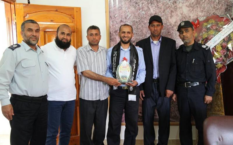 بالصور: المقاومة الشعبية تزور شرطة خانيونس