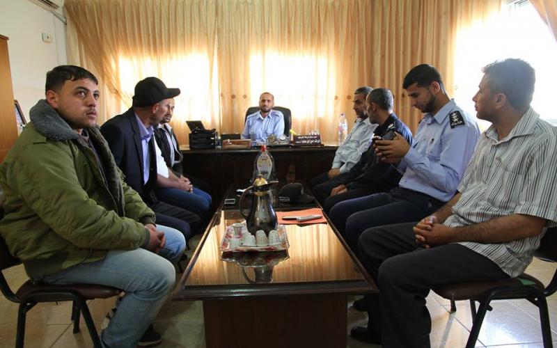 بالصور: المقاومة الشعبية تزور شرطة خانيونس