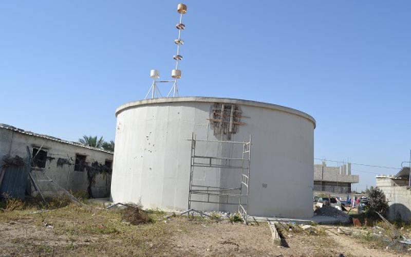 بالصور: صيانة خزان "القرارة" المائي