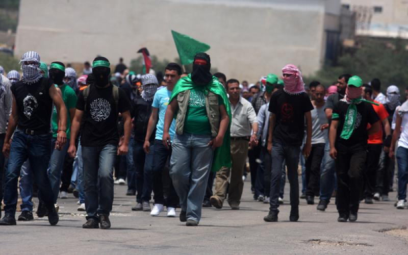 صور.. حماس تتصدر المواجهات بالضفة