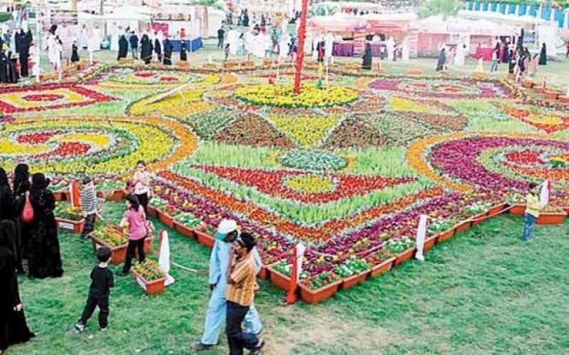 أكبر سجادة زهور في العالم بالسعودية (صور)