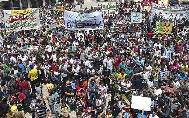 صور.. جمعة "دمشق موعدنا القريب" بسوريا