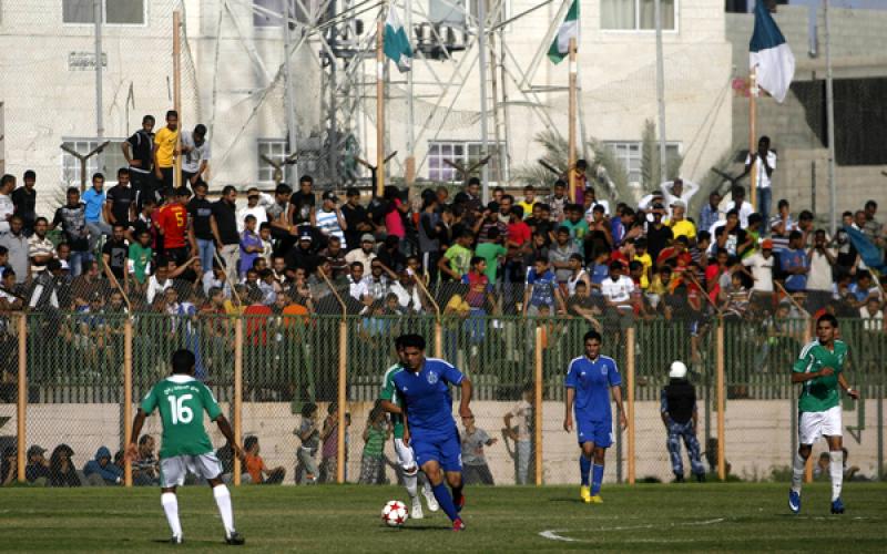 صور.. مباراة مثيرة بين شباب وخدمات رفح