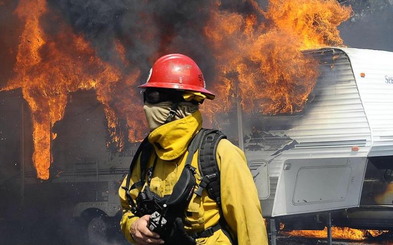 صور: حرائق في ولاية كاليفورنيا الأمريكية