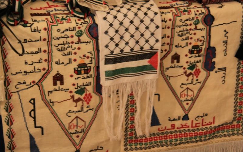 صور: مشغولات العودة بأيدي اللآجئين